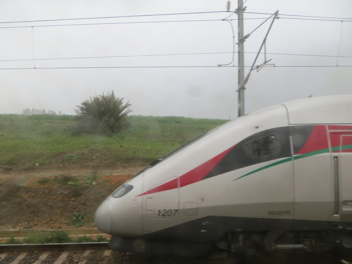 Al Boraq high-speed train exterior